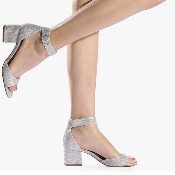 DREAM PAIRS Womens Chunkle Low Heel Pump Ankle Strap Dress Sandal size 8.5 - Picture 4 of 9
